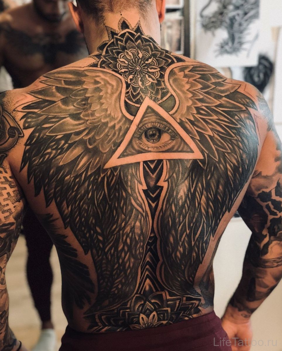большие татуировки для мужчин