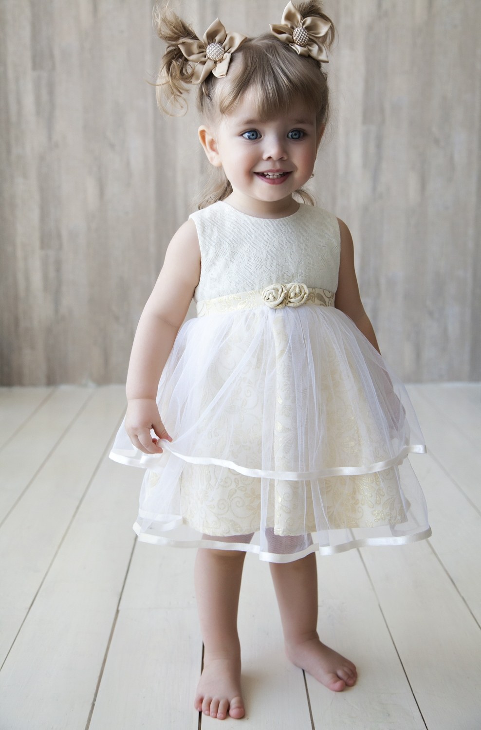 Красивое платье для маленькой девочки