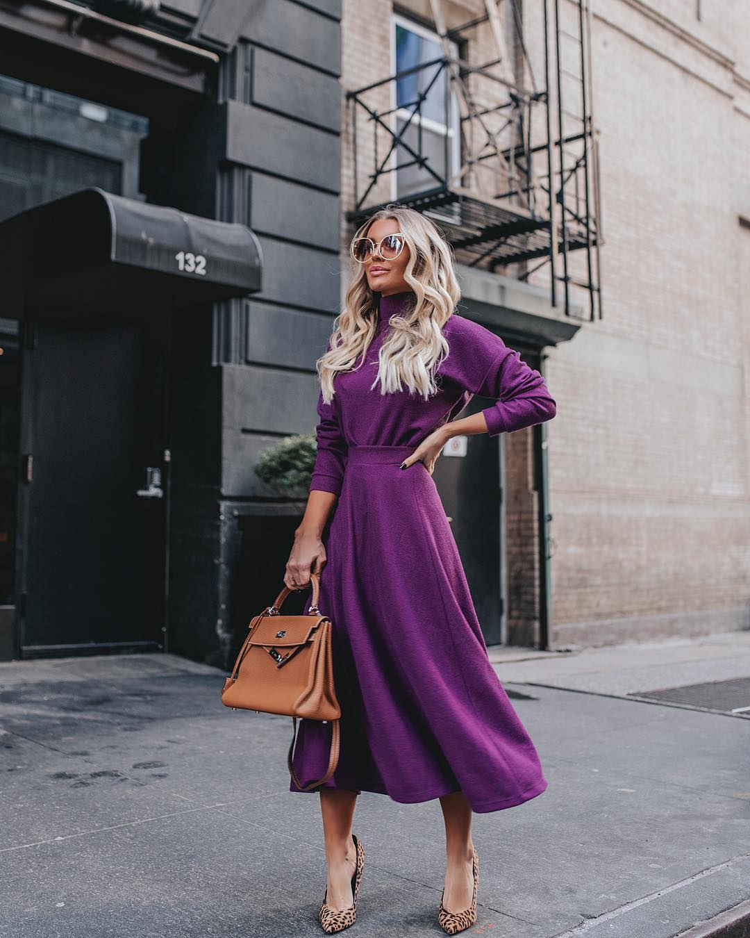 Образ с фиолетовым платьем