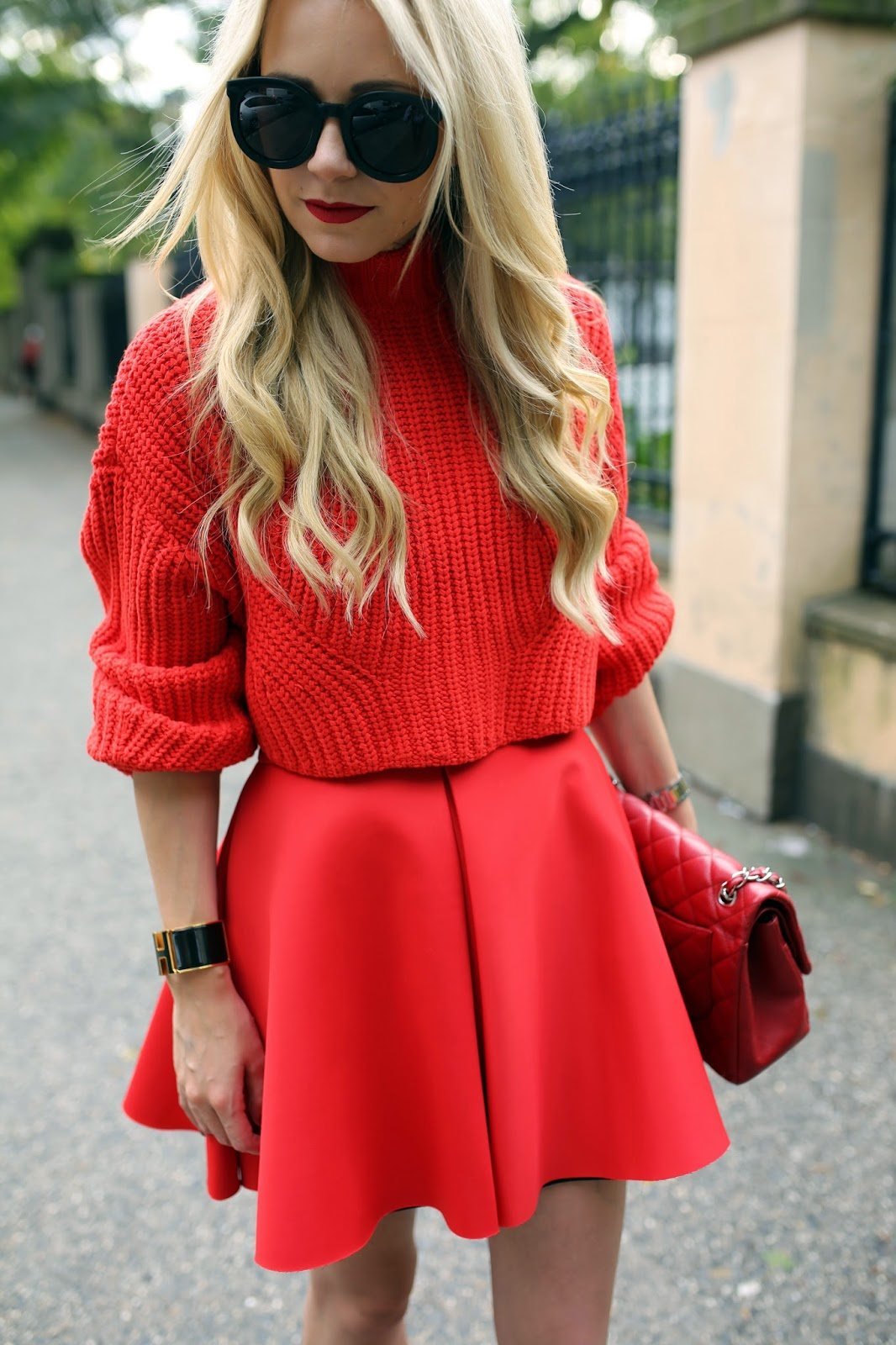 Красная одежда