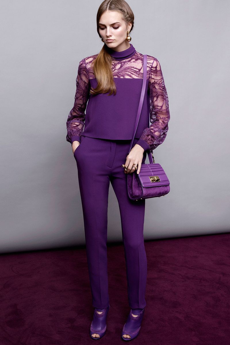 Фиолетовая одежда для женщин