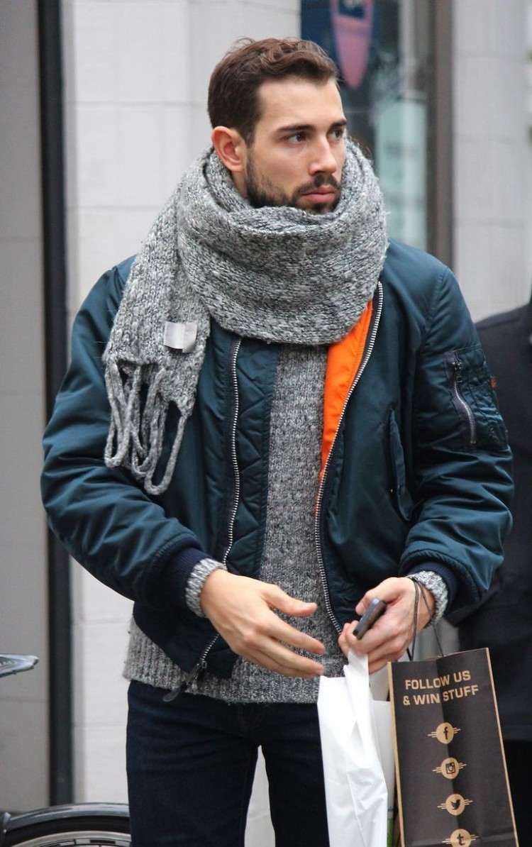 Мужской шарф под куртку