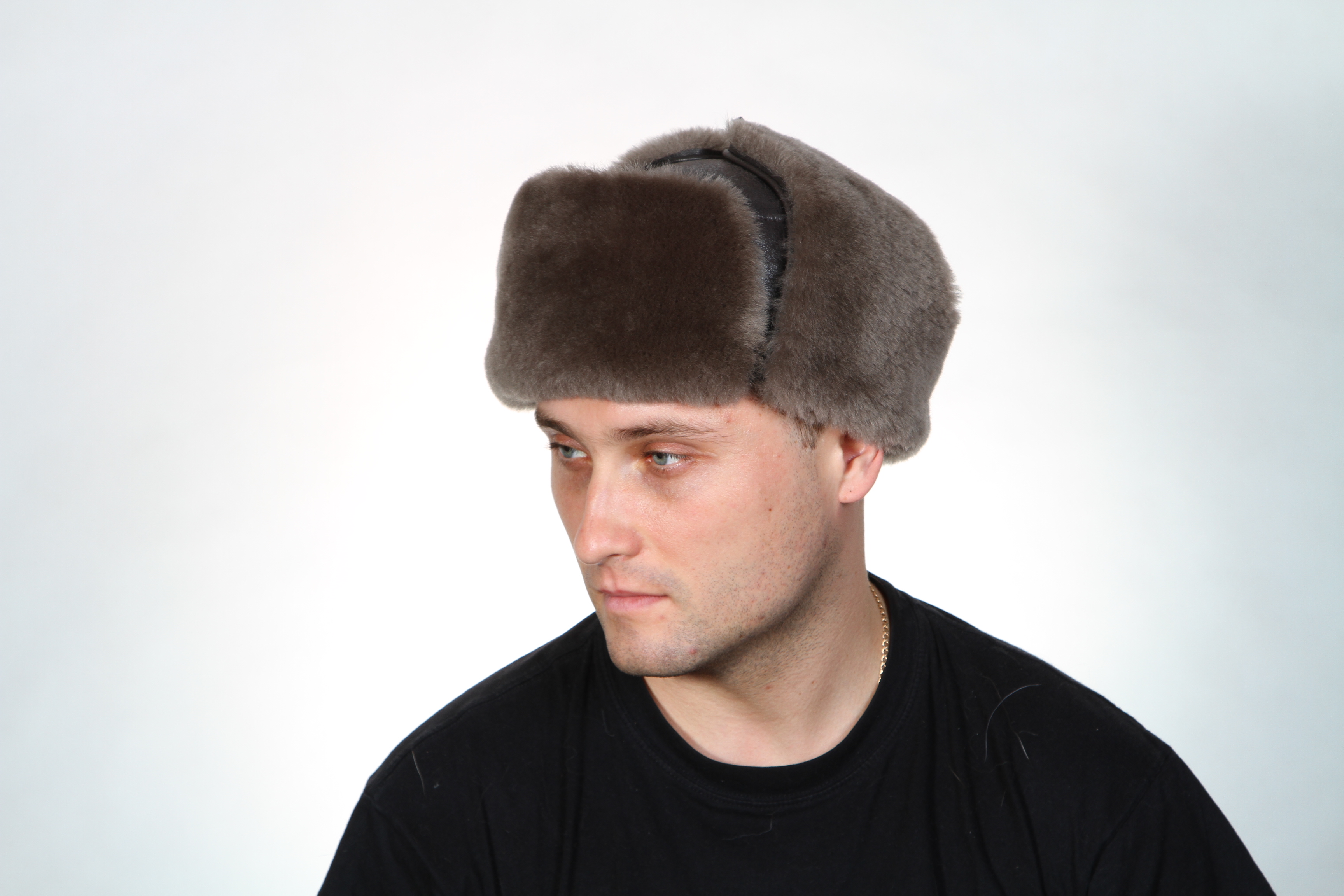 Мужские шапки ушанки Каляев