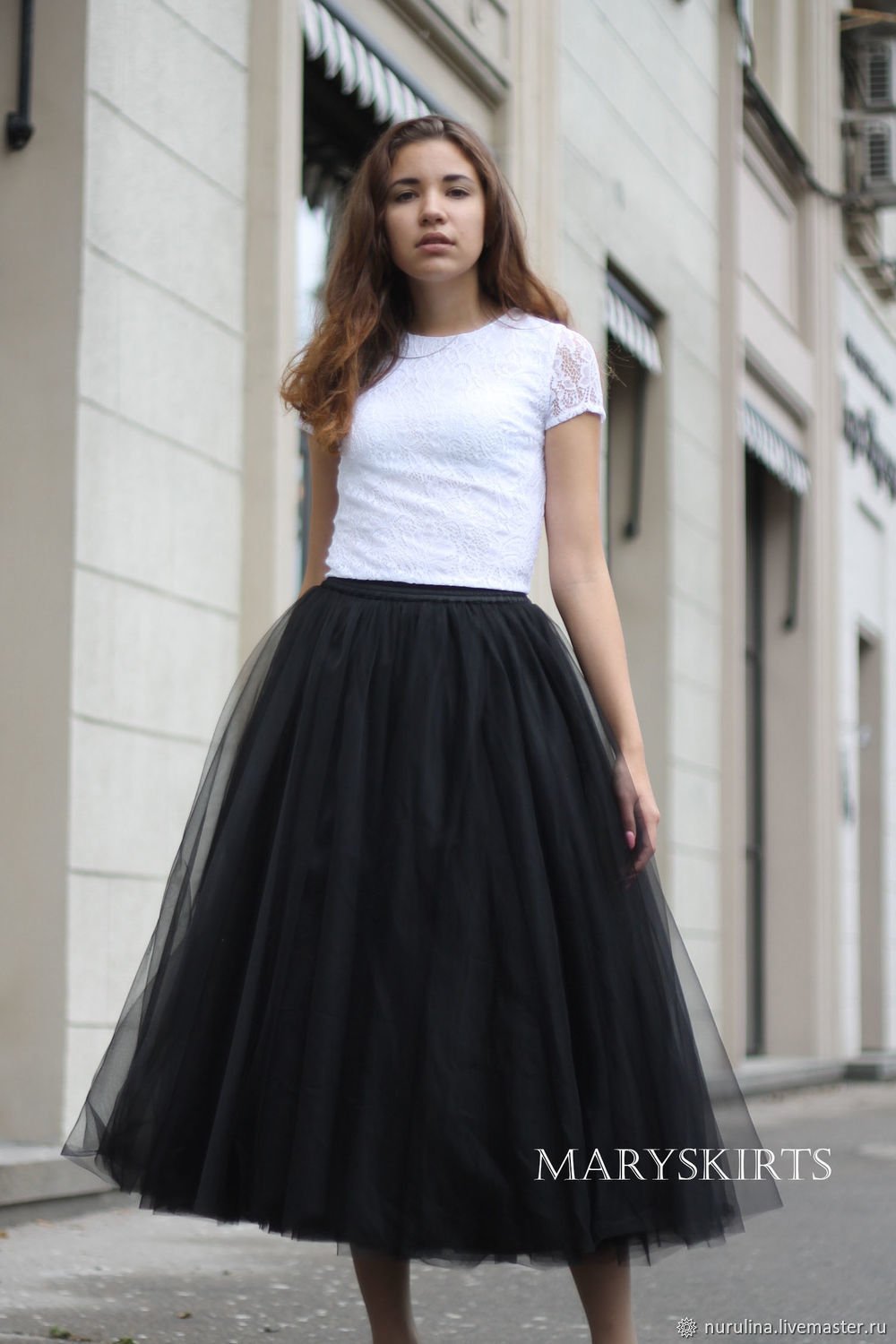 Длинная черная юбка