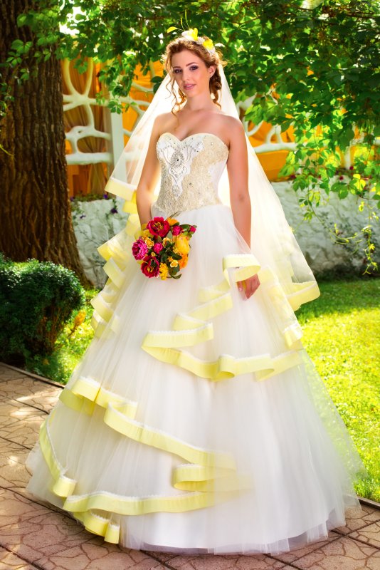 Свадебные образы с коротким платьем