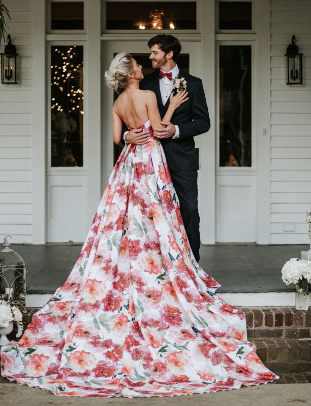 Цветные Свадебные платья