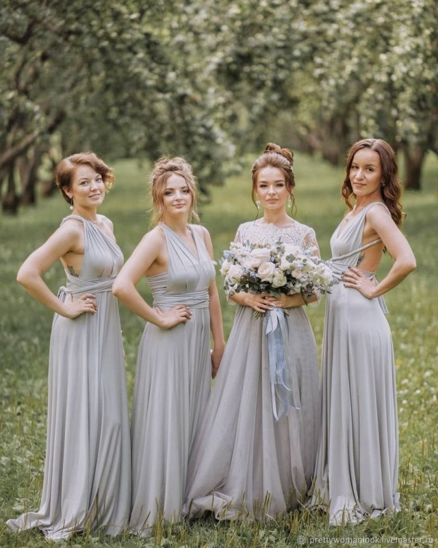 Изумрудные платья подружек невесты