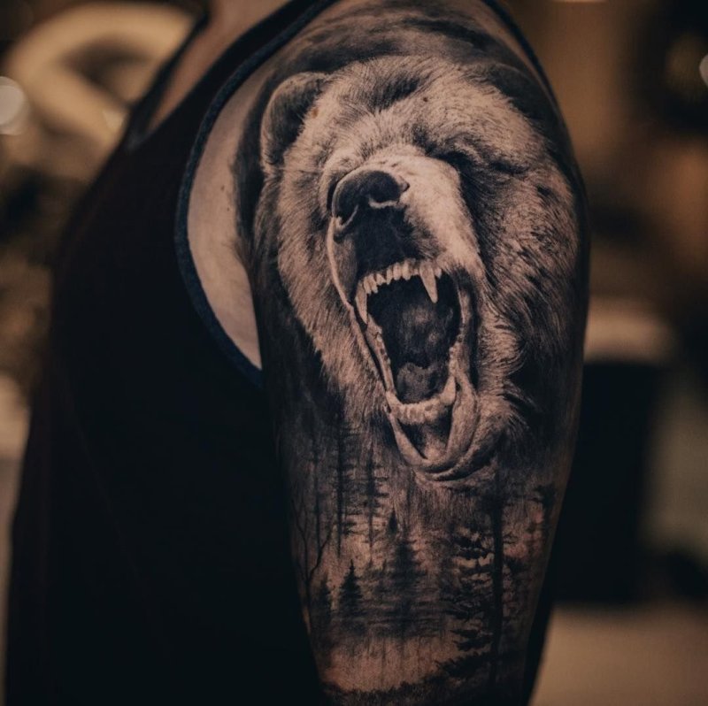Мужские татуировки с медведем на плече: символика и значение