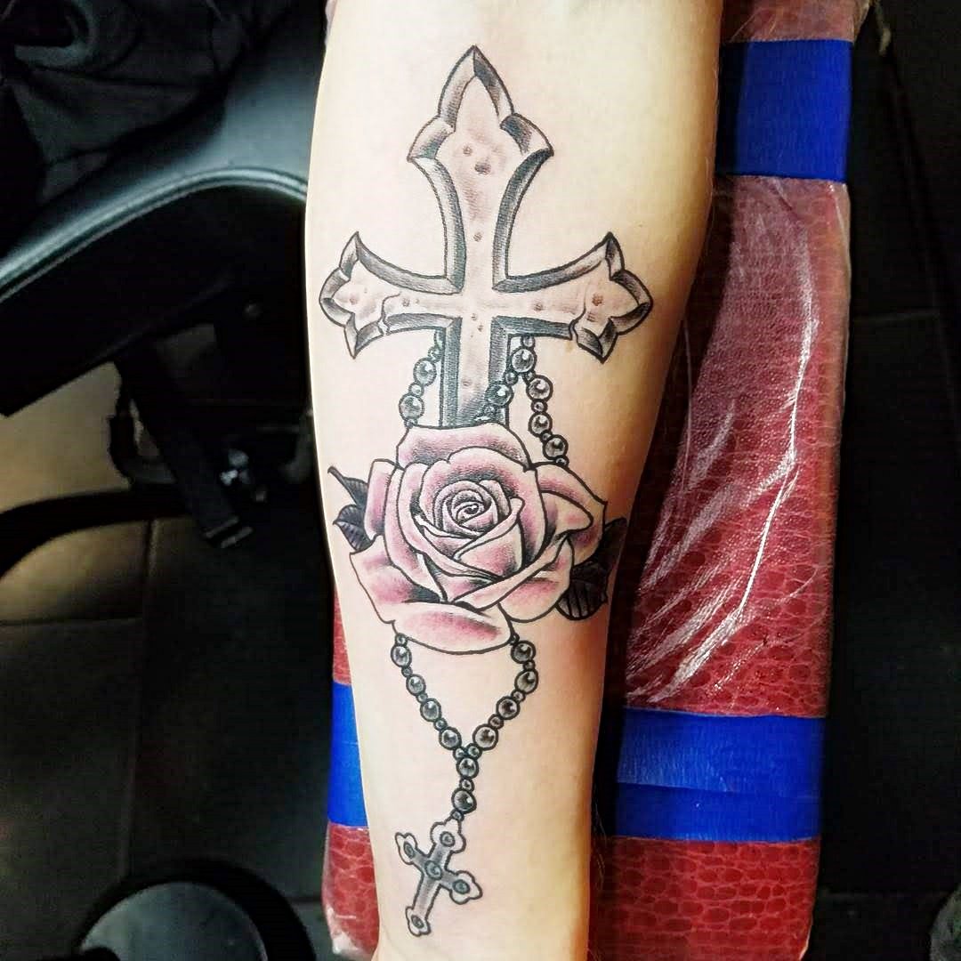 Греческий крест тату
