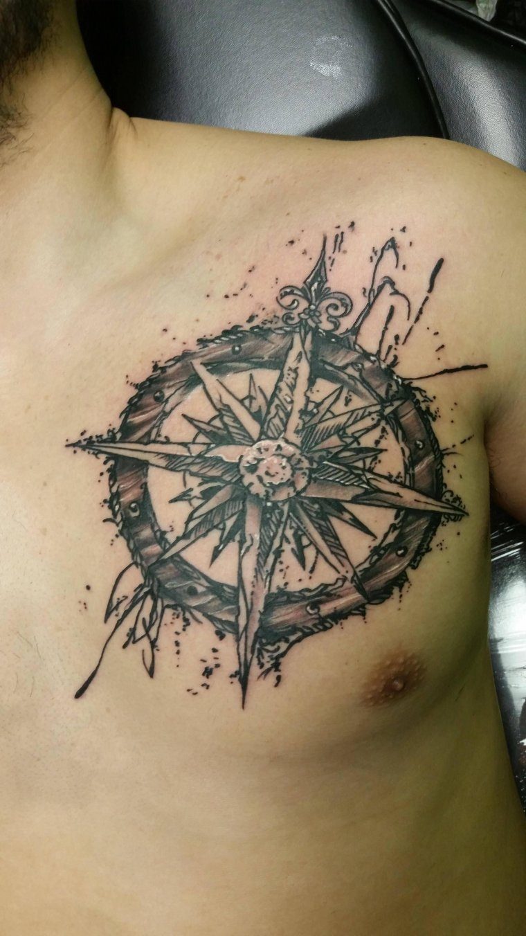 Татуировка компас роза ветров