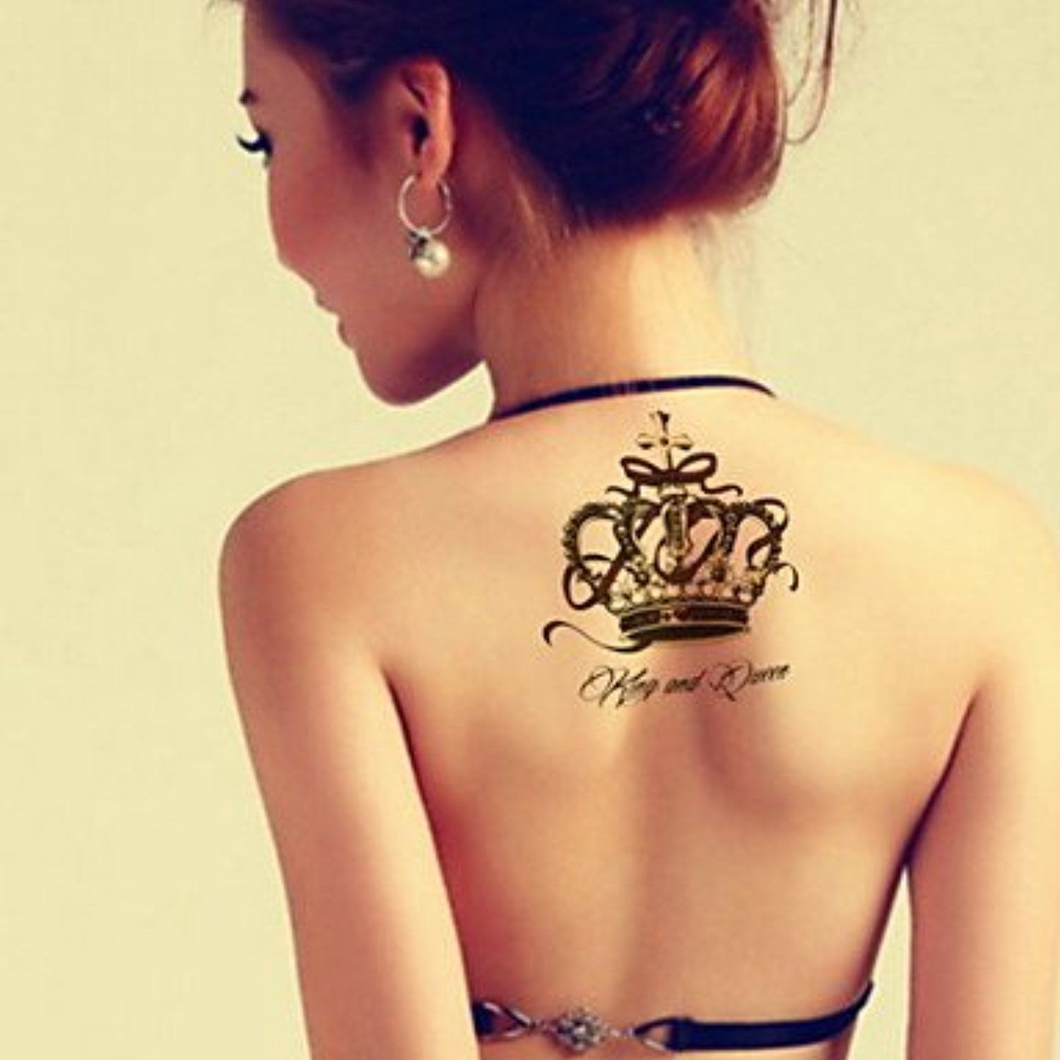 татуировка короны на плече