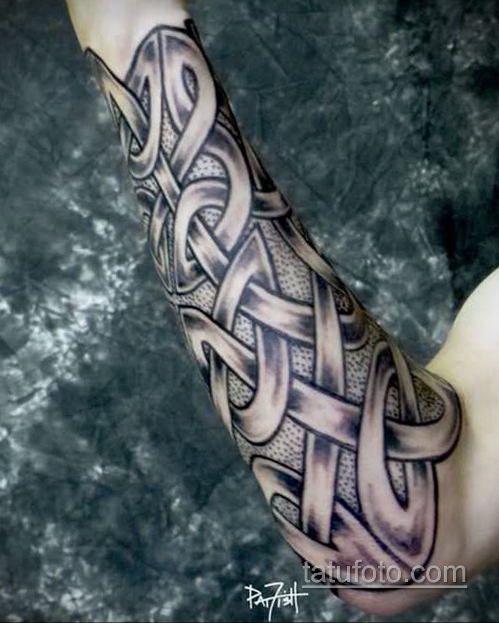 Кельтская Татуировка на руке