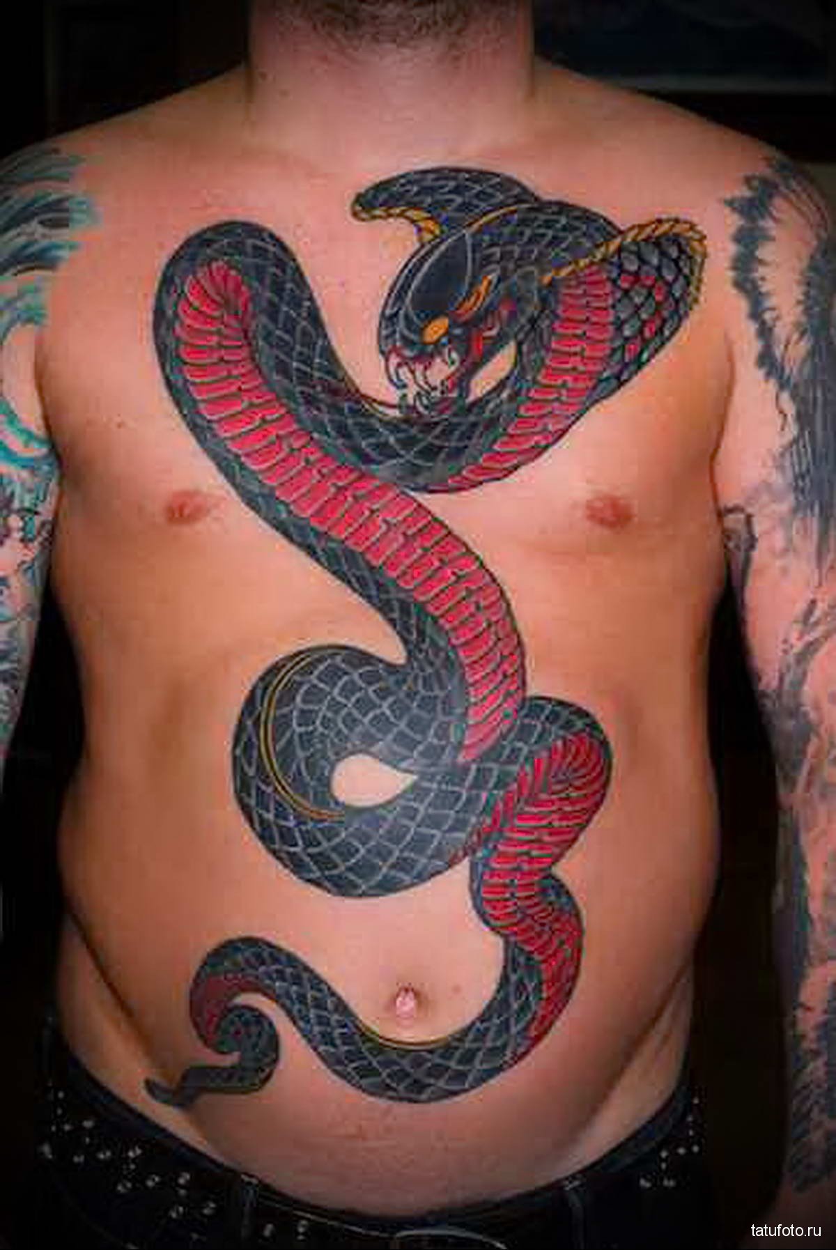 Татуировки мужские змея