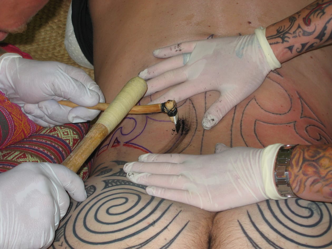 Como se cura un tatuaje