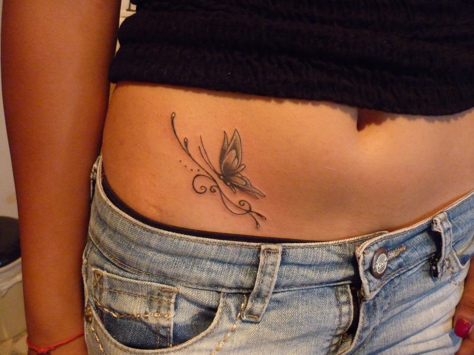 Татуировка бабочка на попе (77 фото) .