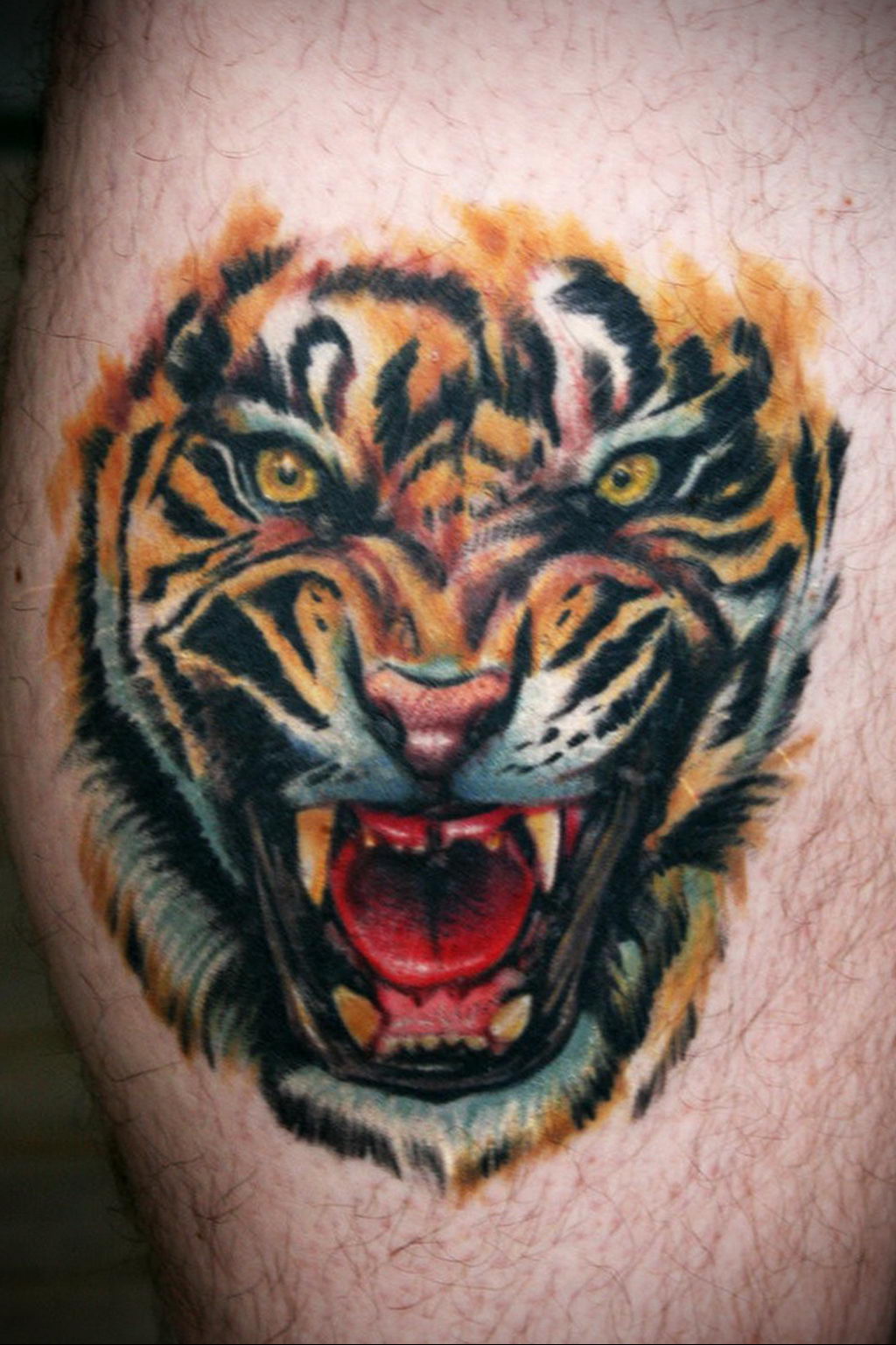 Тигриный оскал тату