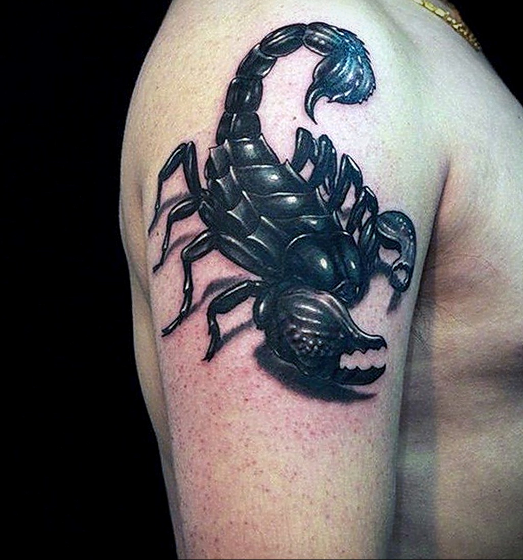 татуировка скорпион у мужчин на груди фото 48