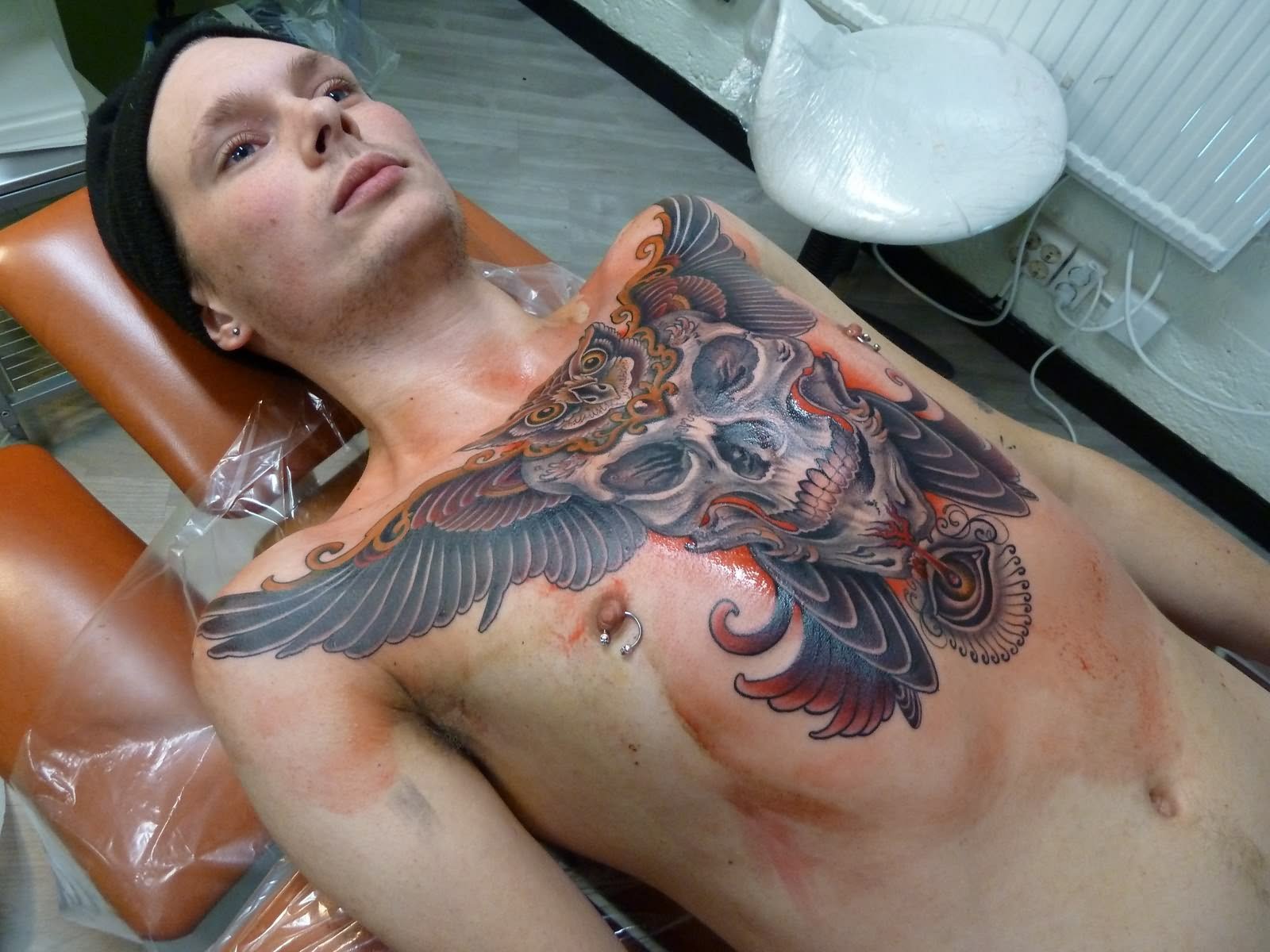 татуировки на одну часть груди фото 96