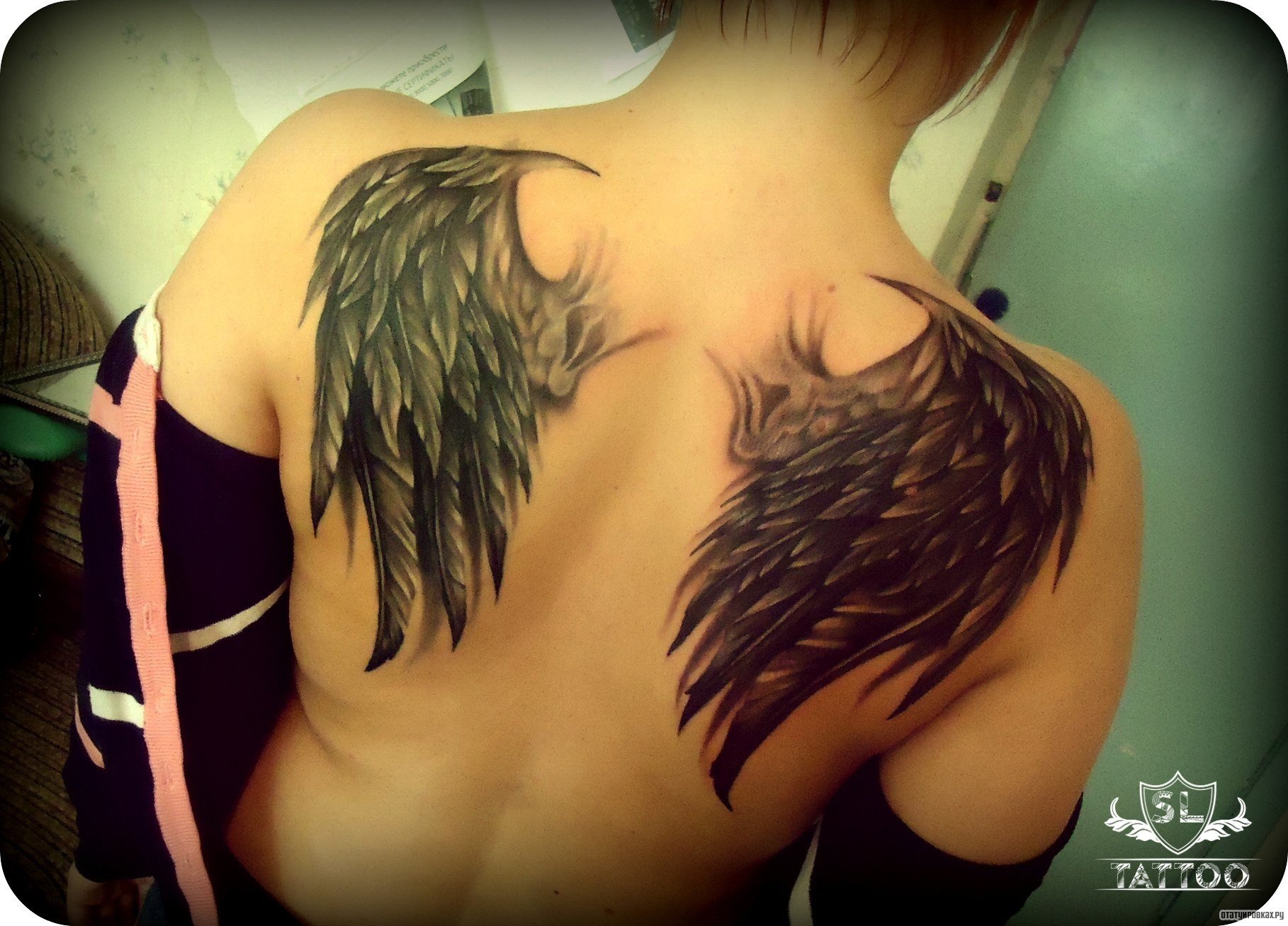 Татуировка Крылья на спине