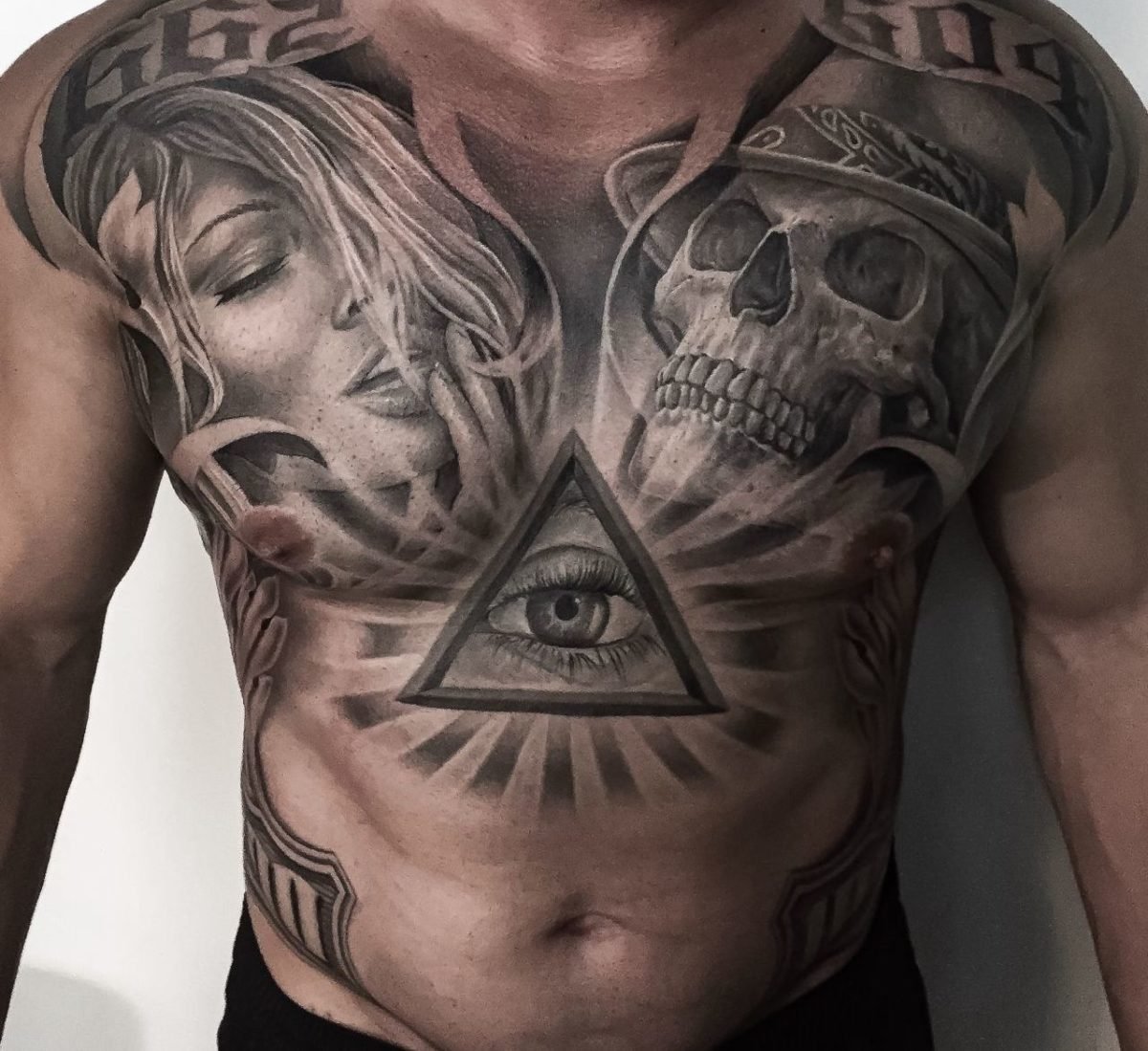 татуировки для мужчин груди фото 14