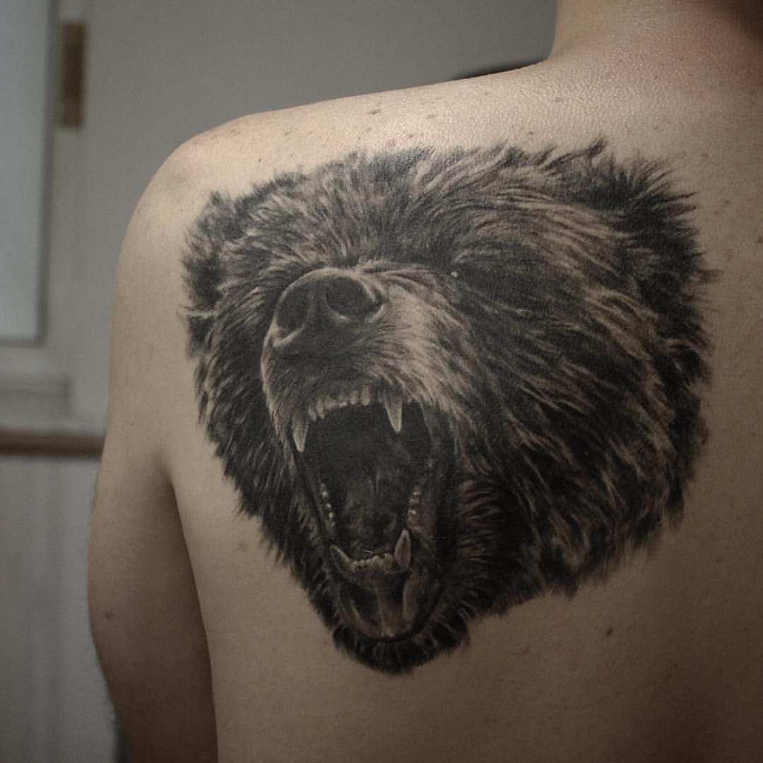 татуировки для мужчин с медведем на груди фото 70