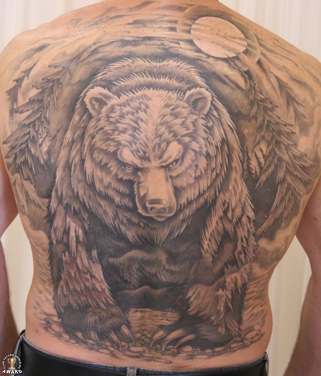 татуировки для мужчин с медведем на груди фото 116
