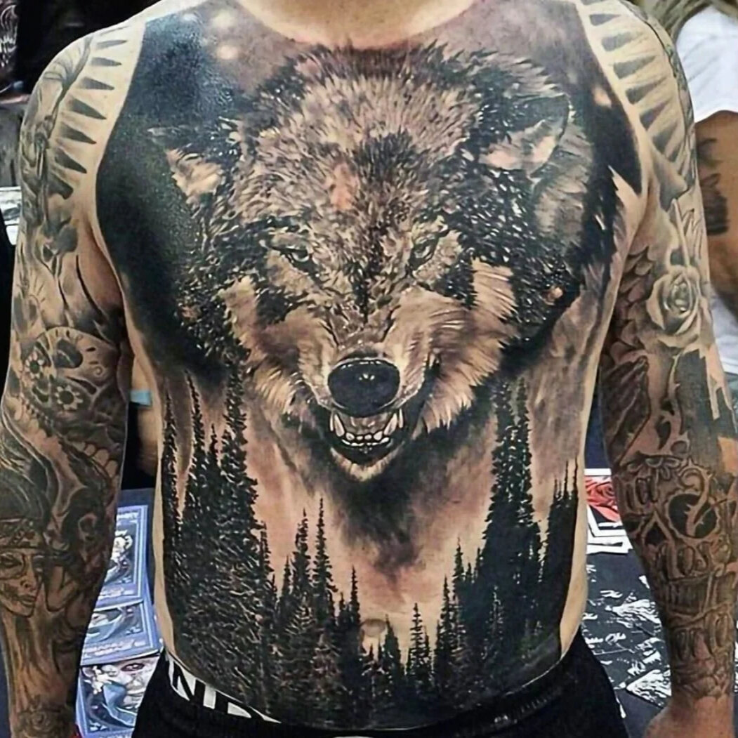 Тату медведь на всю спину