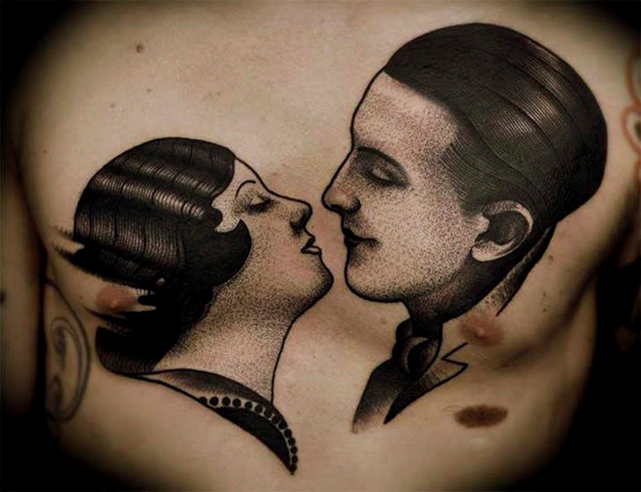Татуировки поцелуй (57 фото) .