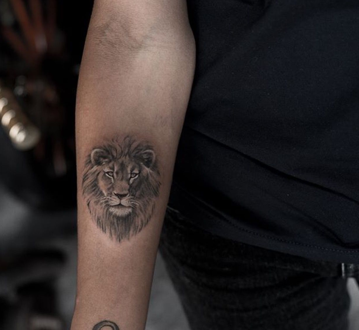 Татуировка Лев на руке мужские