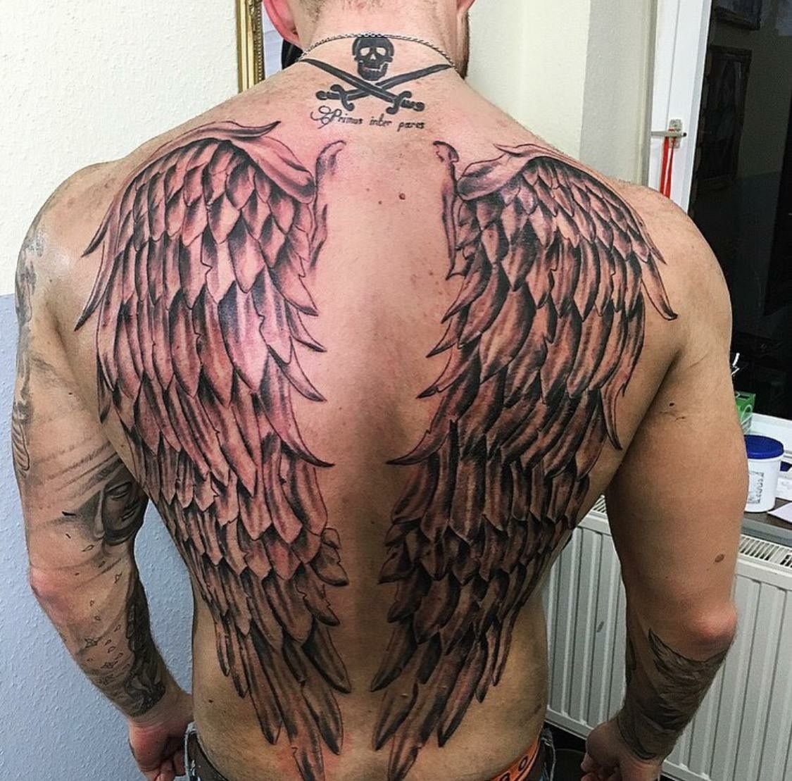 Тату Крылья на спине