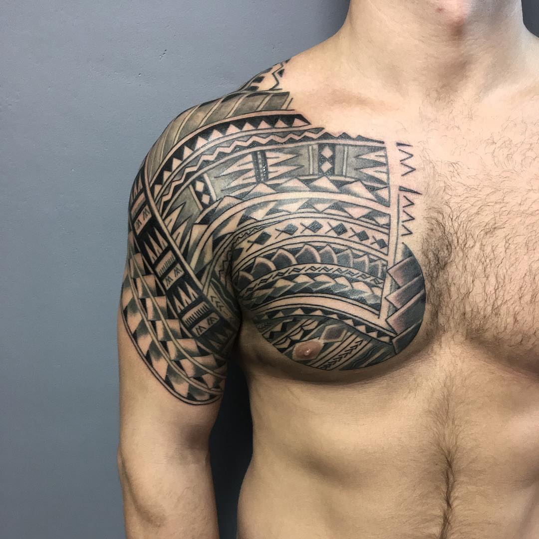 лучшие татуировки во всю грудь мужчин фото 110