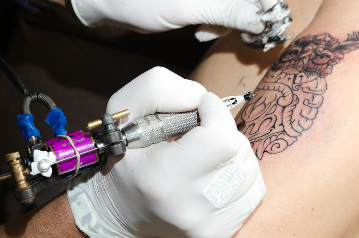 Аппарат для нанесения татуировок