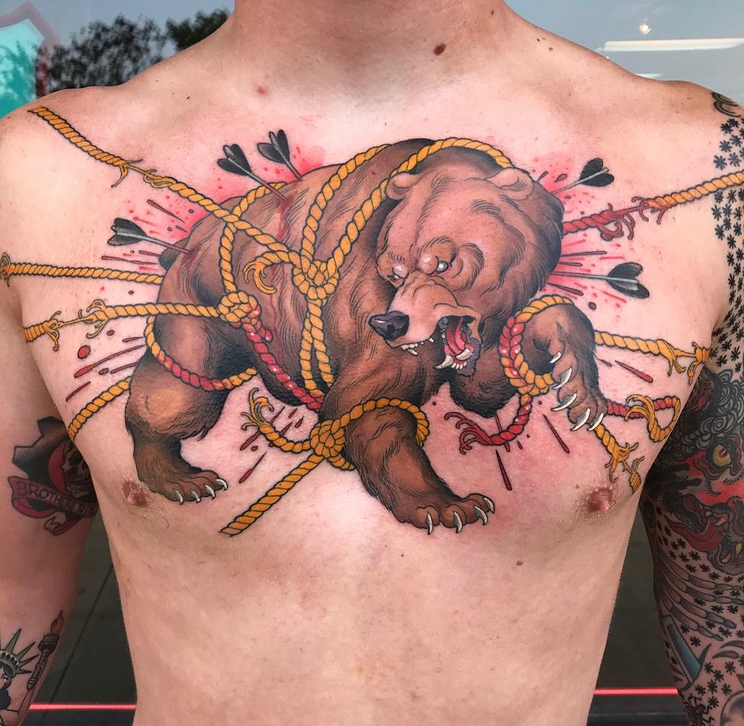 татуировки для мужчин с медведем на груди фото 69
