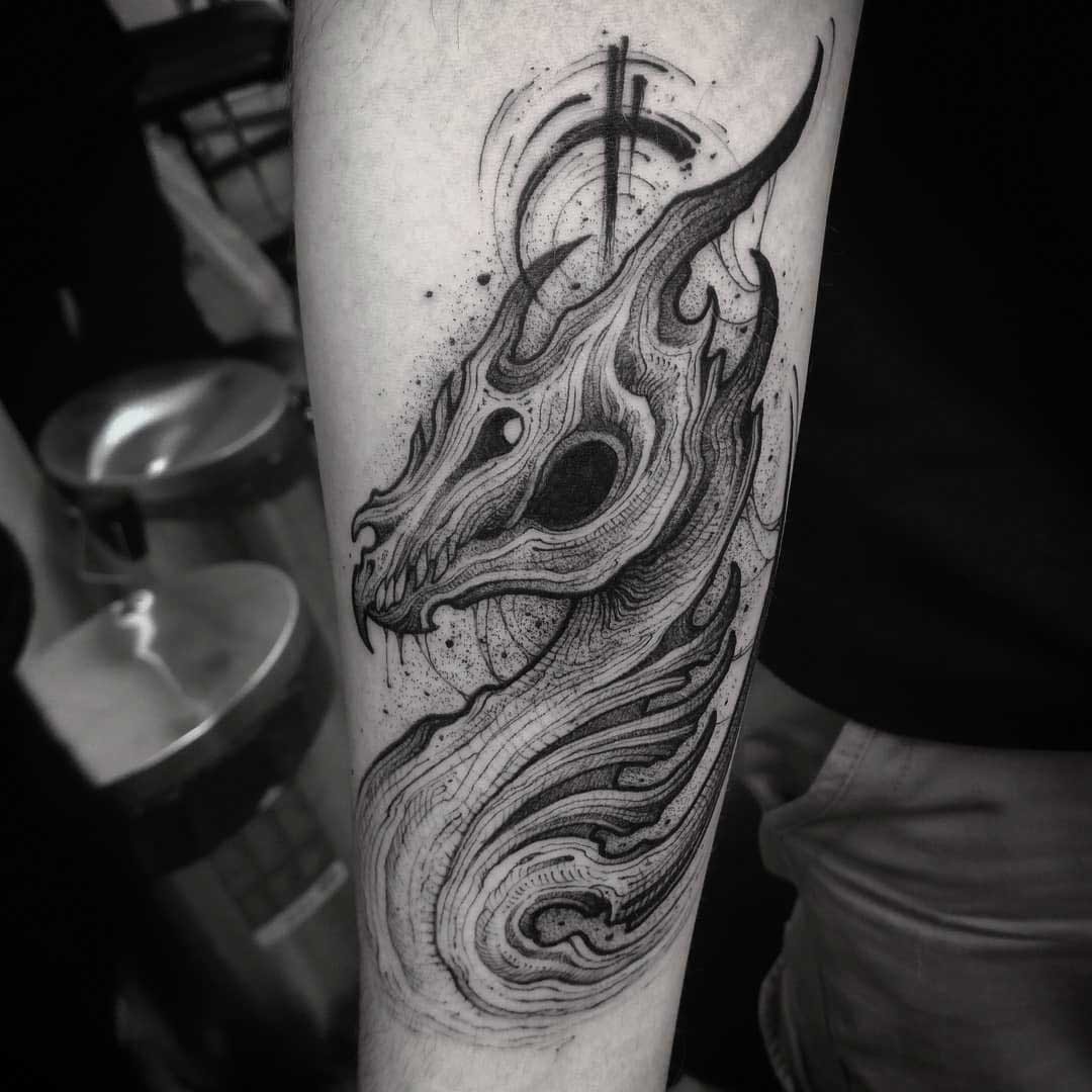 Татуировка дракон на предплечье эскиз