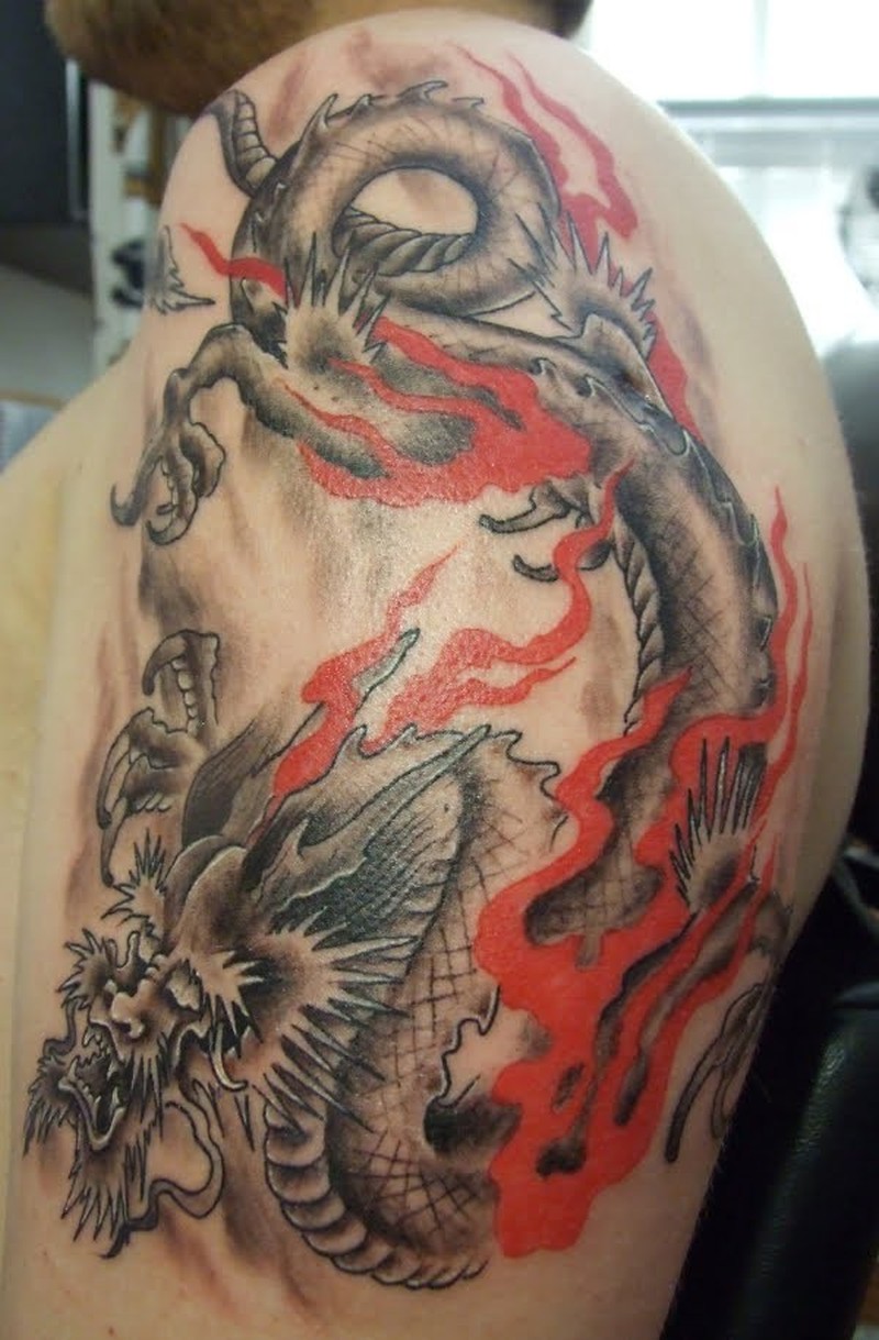 Художественная Татуировка дракон