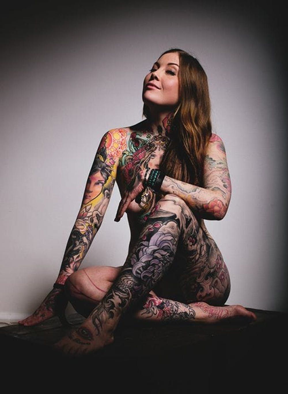 Полностью татуированные девушки 64 фото