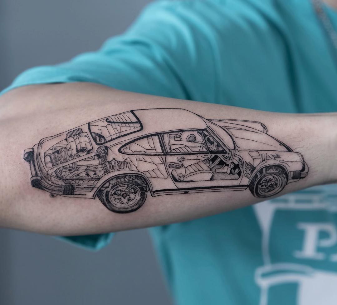 Татуировки с изображением автомобилей