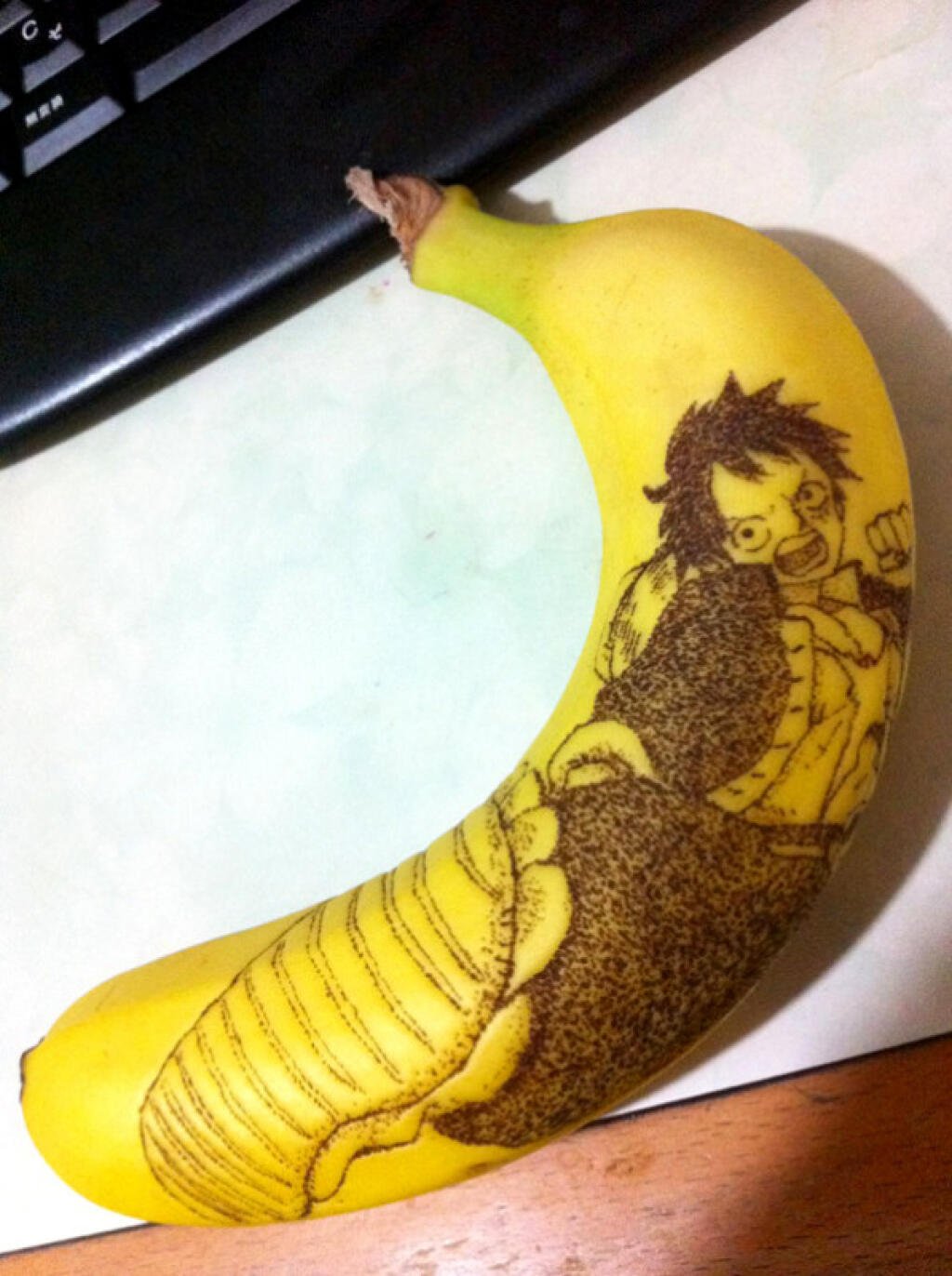Тату банан