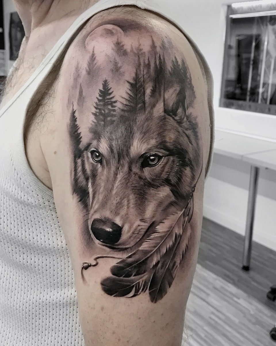 Идеи татуировок волка на грудине мужские