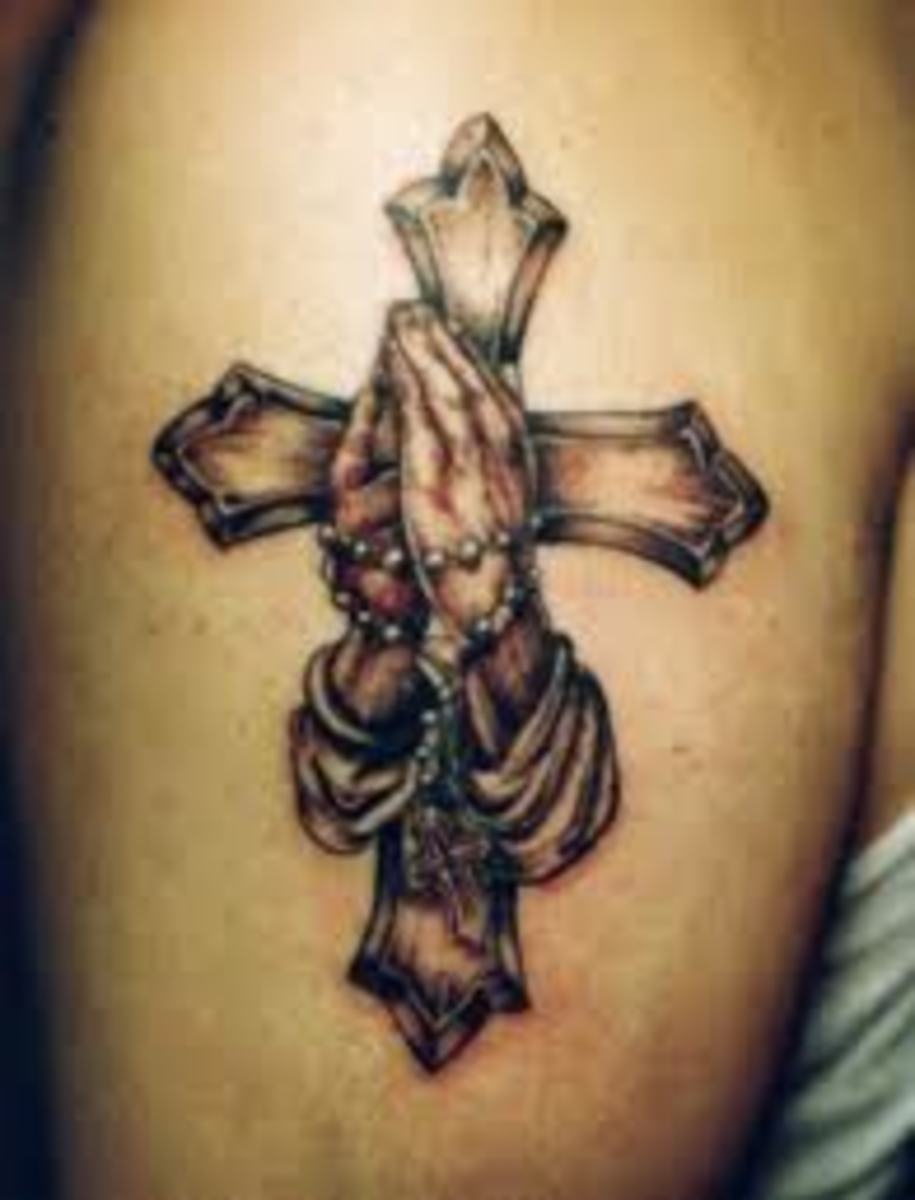 Католический крест тату