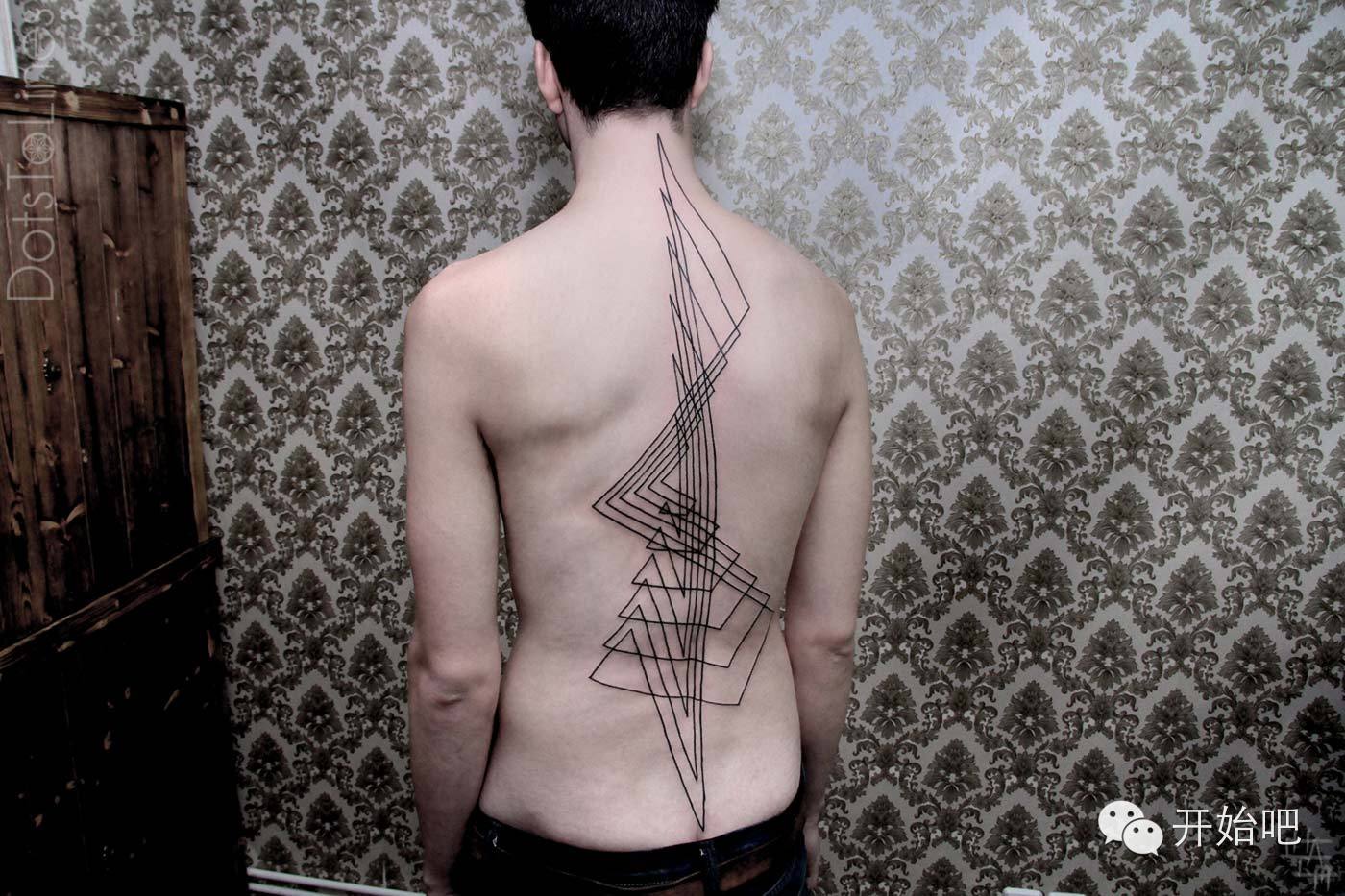 Геометрические Татуировки на спине