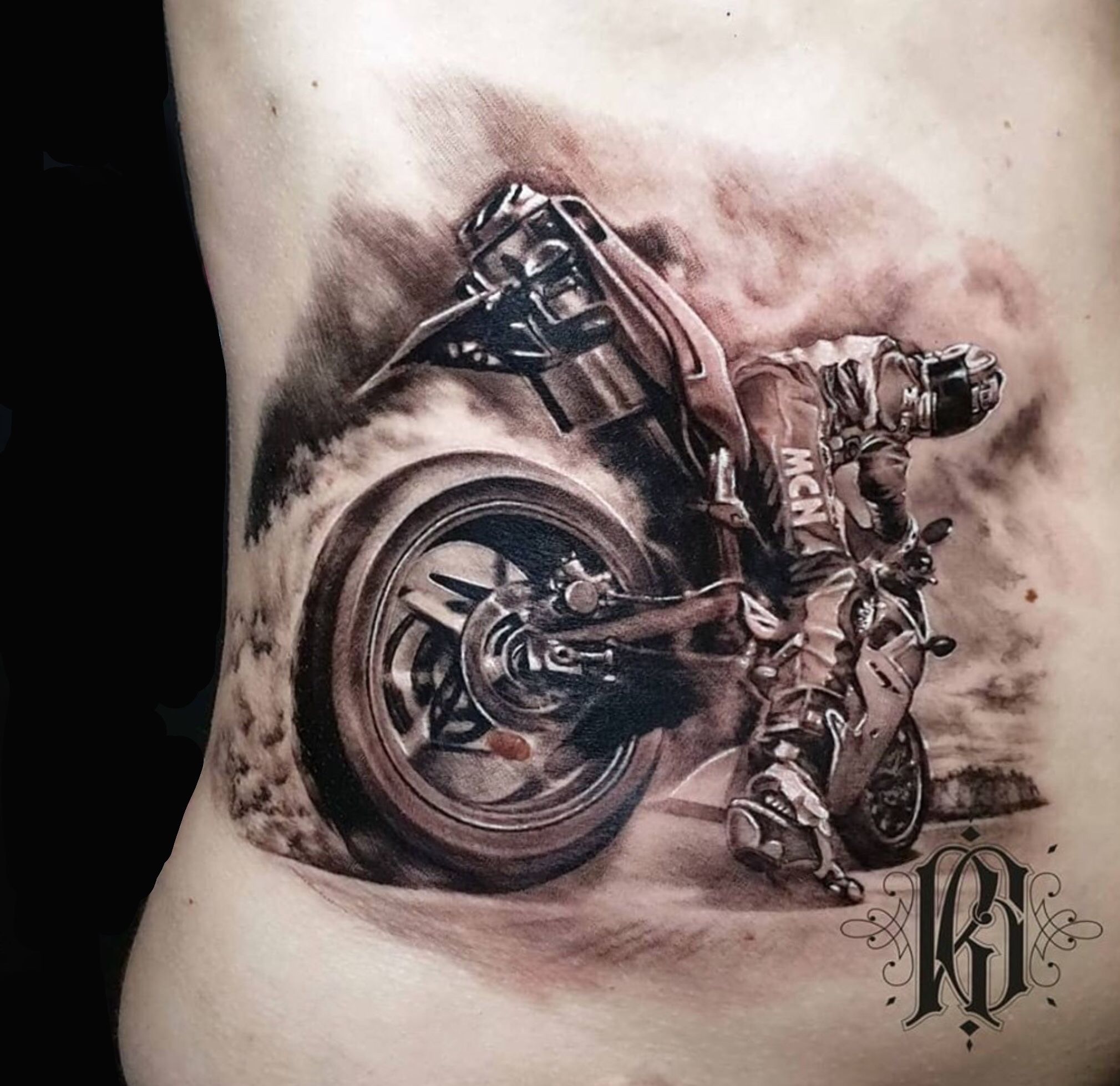 Временная переводная татуировка «Спортивный мотоцикл Kawasaki» - или неоновая светящаяся тату