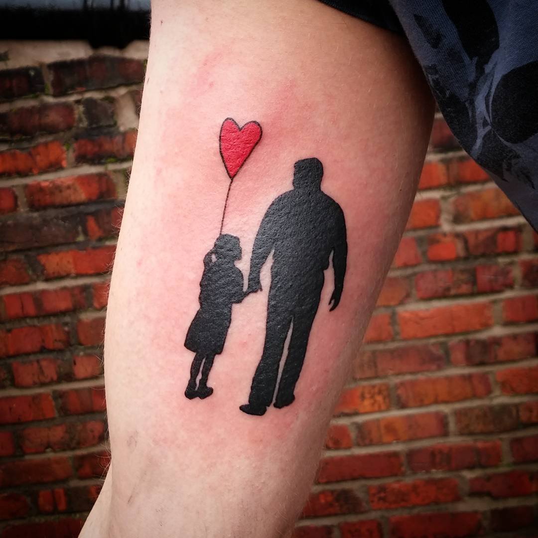 Татуировка отец и дочь.