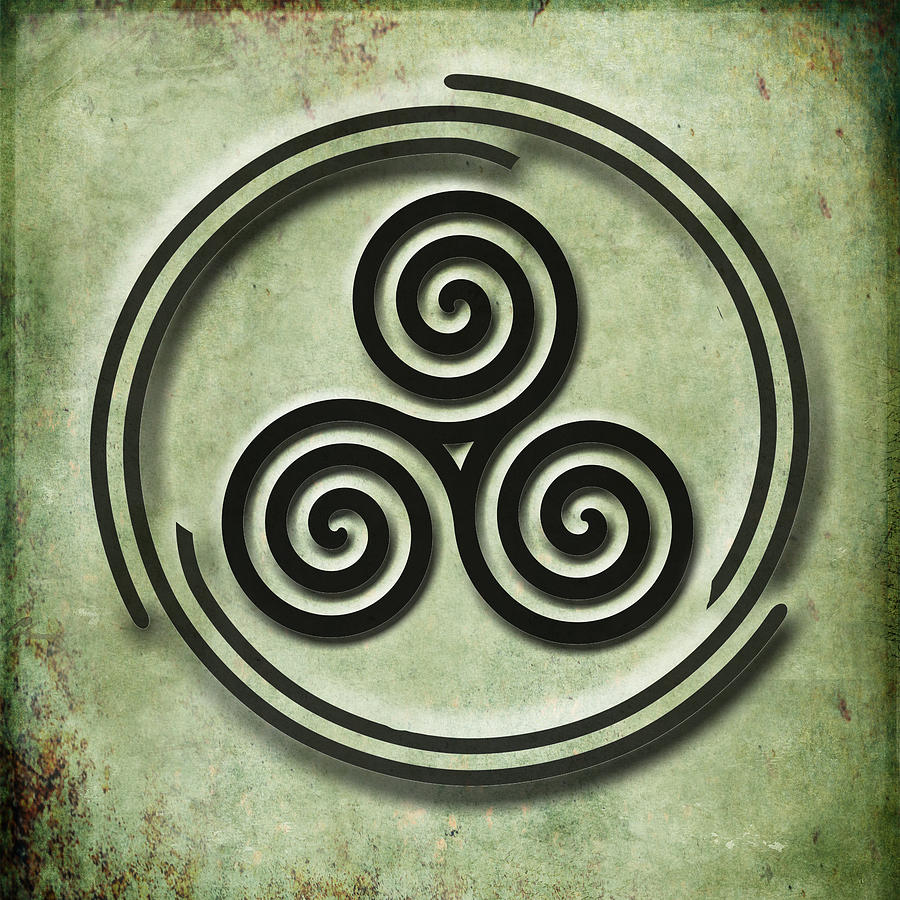 Кельтская тройная спираль
