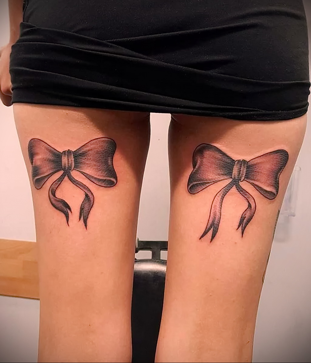 Миниатюрные татуировки - один из самых популярных трендов последних лет