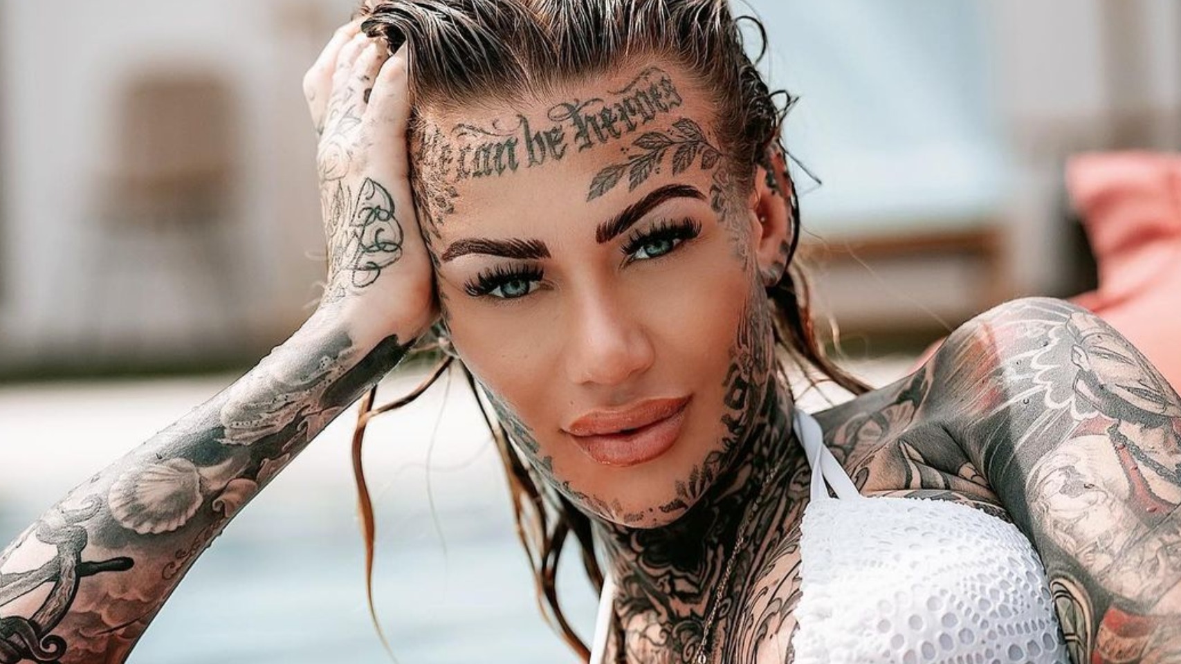 Самая татуированная девушка