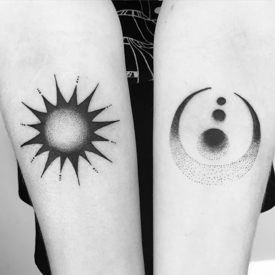 Парные тату солнце и Луна
