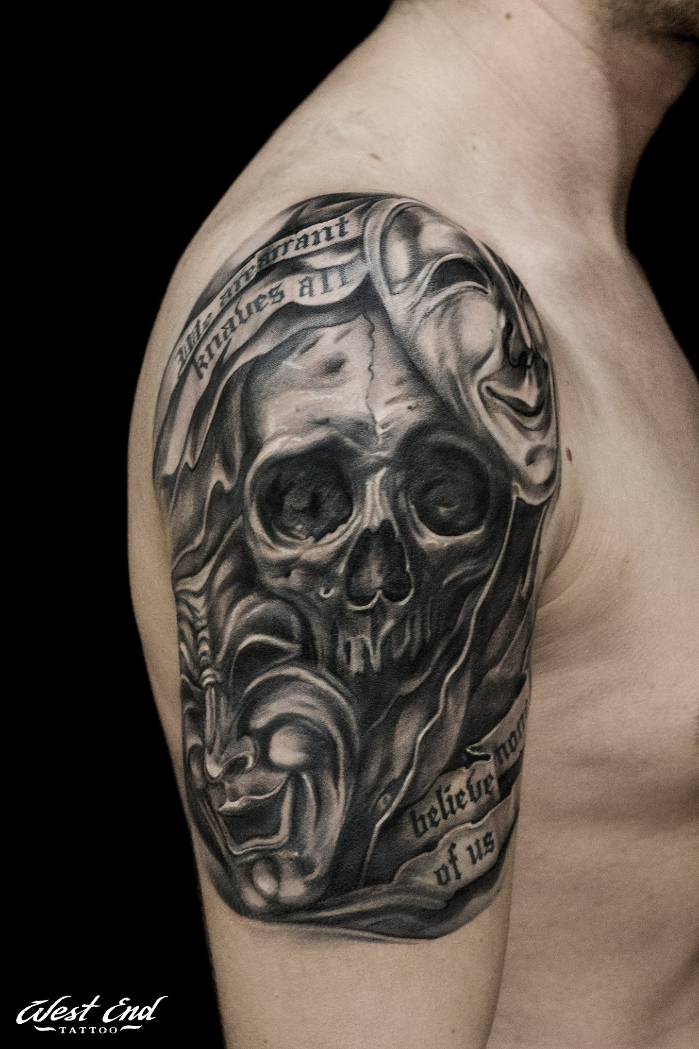 Художественные Татуировки для мужчин на плече