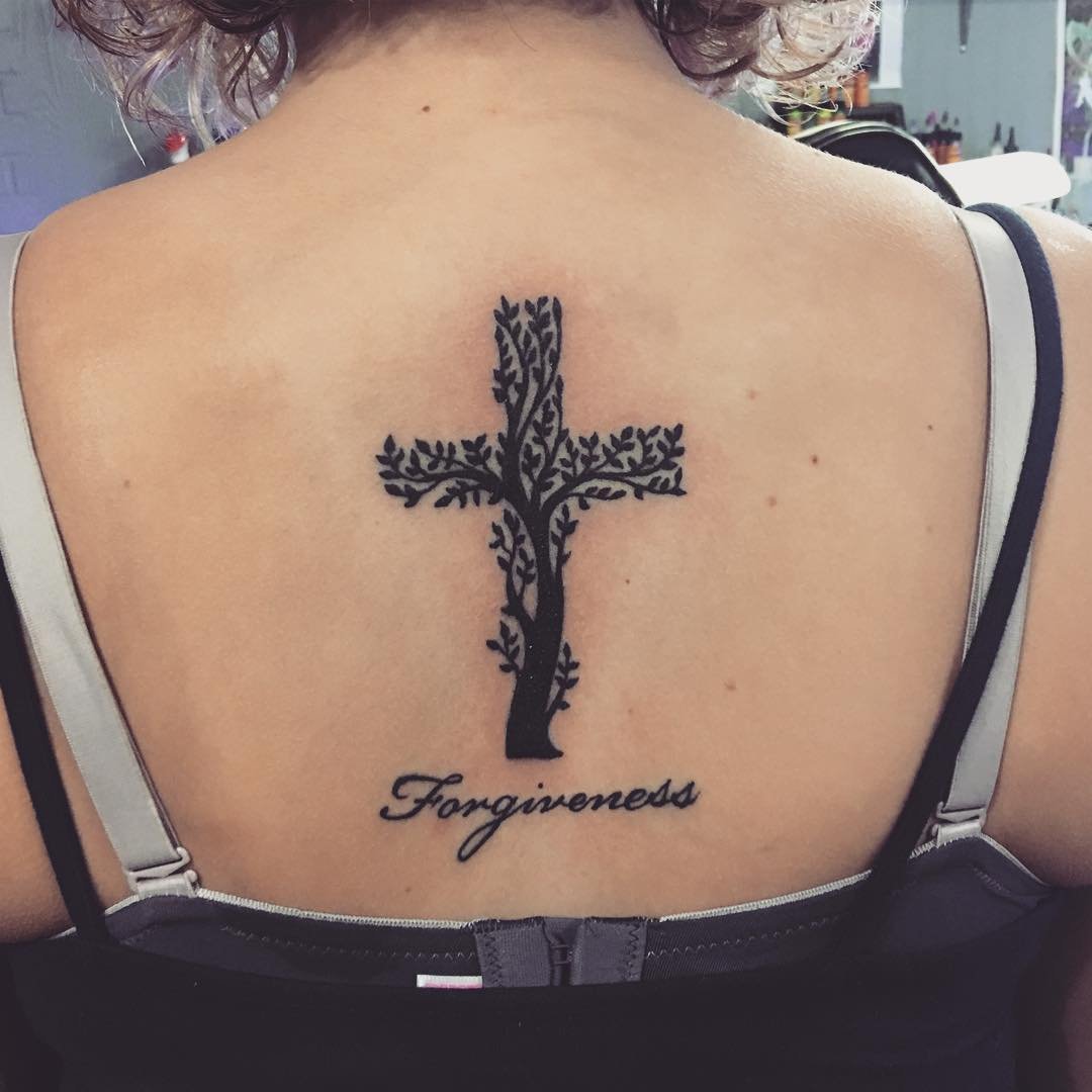 Татуировки в виде крестиков