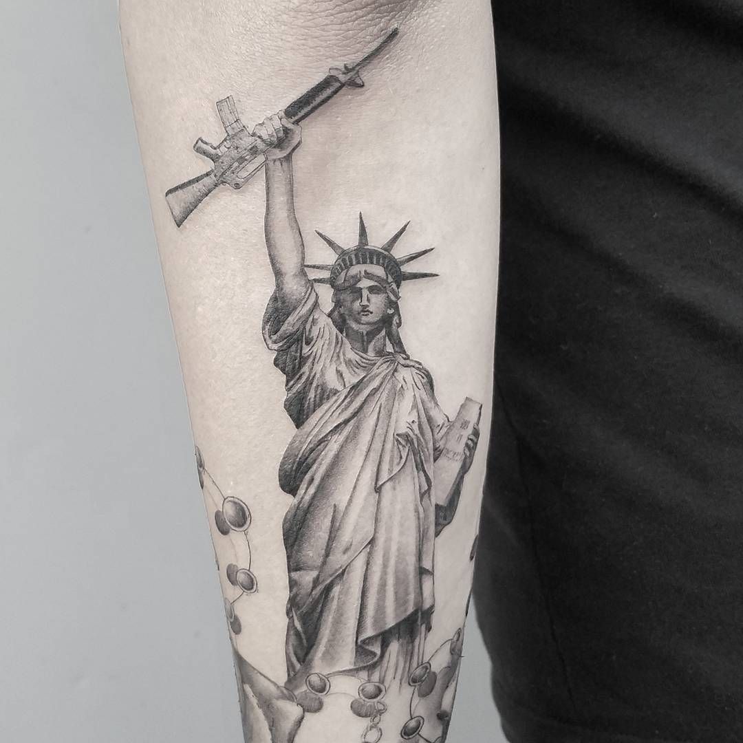 Статуя свободы эскиз тату